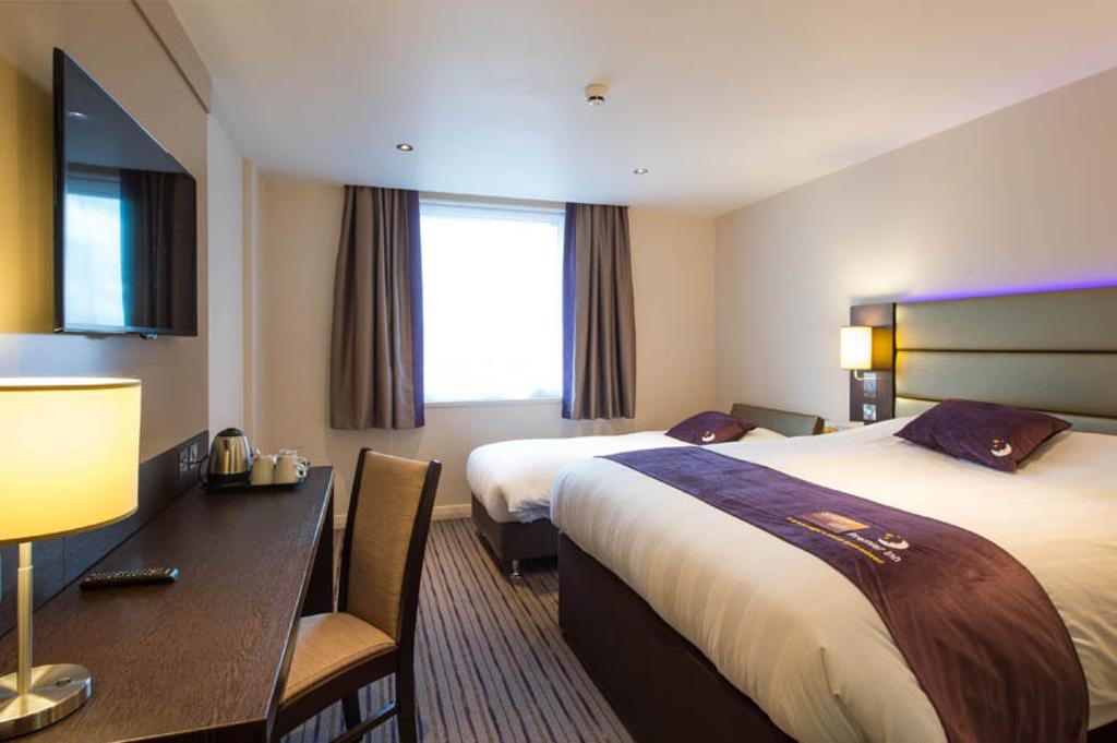 Premier Inn Ланкастер Экстерьер фото