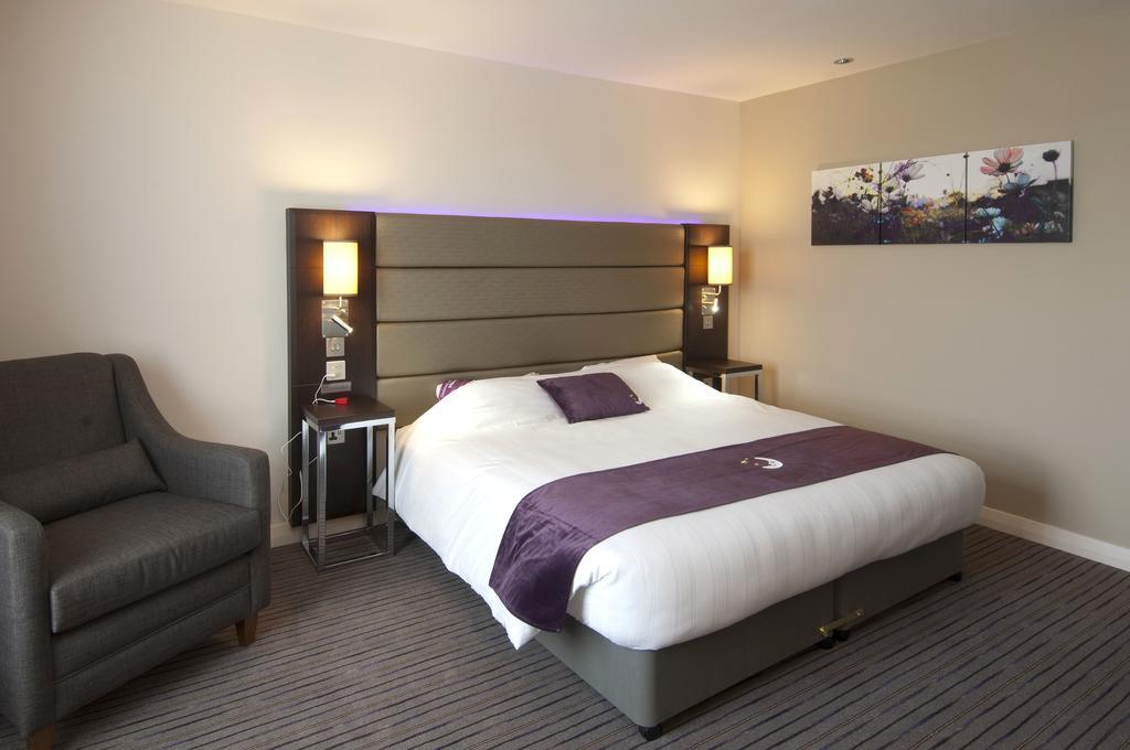 Premier Inn Ланкастер Экстерьер фото